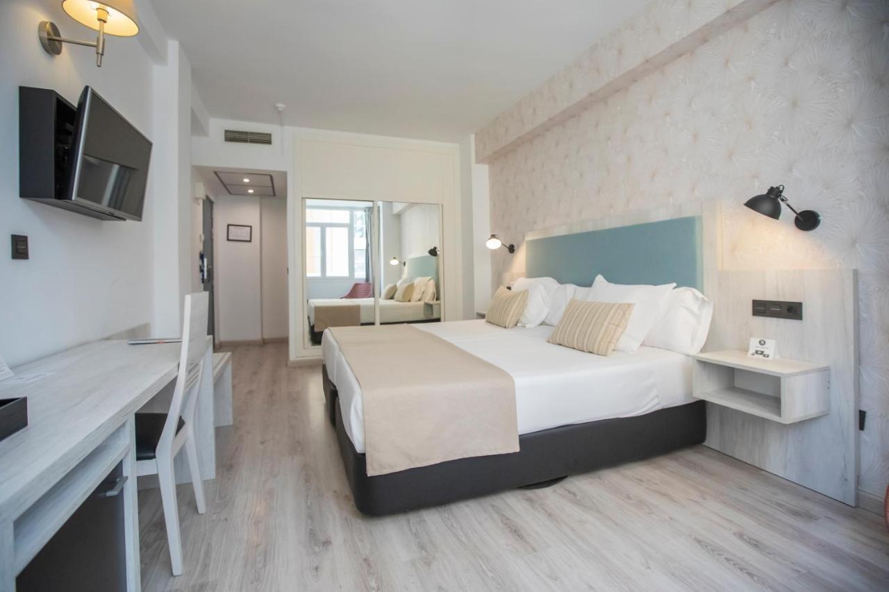Soho Boutique Bahia Malaga Hotel Bagian luar foto