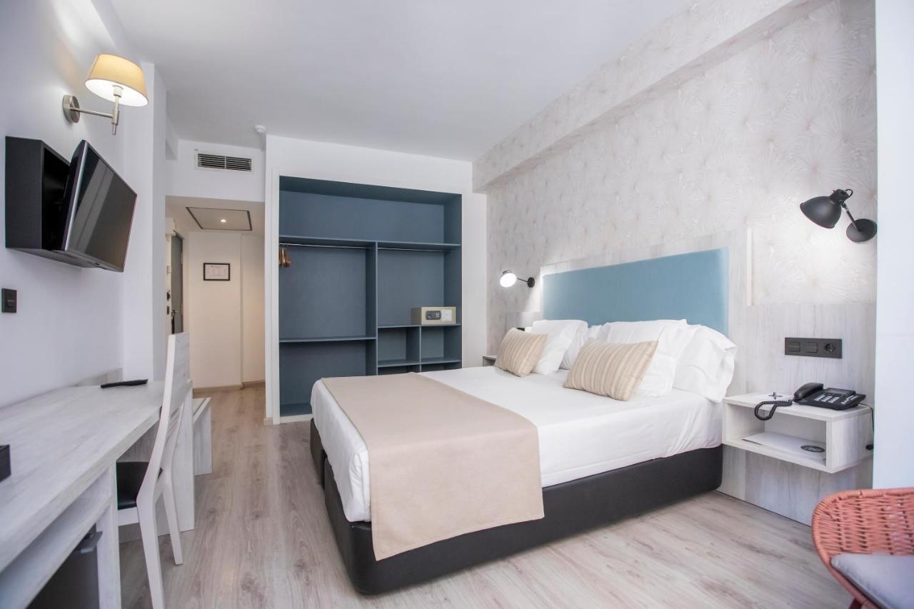 Soho Boutique Bahia Malaga Hotel Bagian luar foto